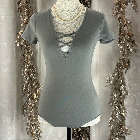 Express One Eleven Bodysuit | Women’s SP | Green | Deep V Crisscross Y2K - Picture 7 of 12